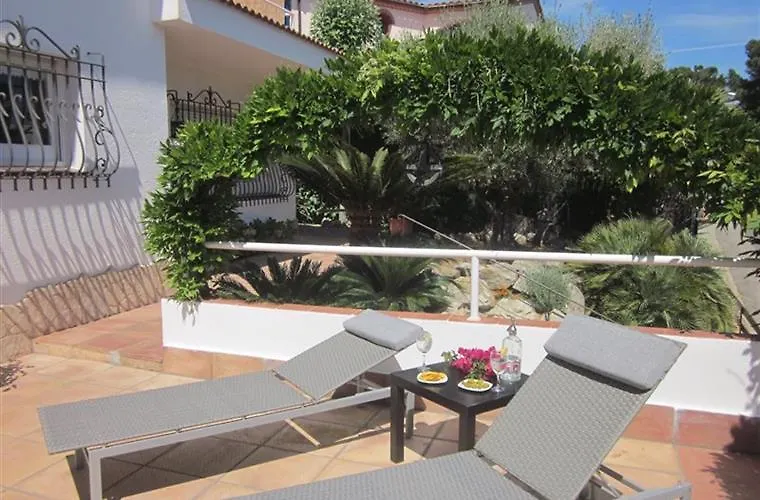 Villa Jordana One Step To The Beach Sant Pol De Mar İspanya