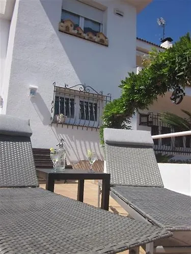 Villa Jordana One Step To The Beach Sant Pol De Mar